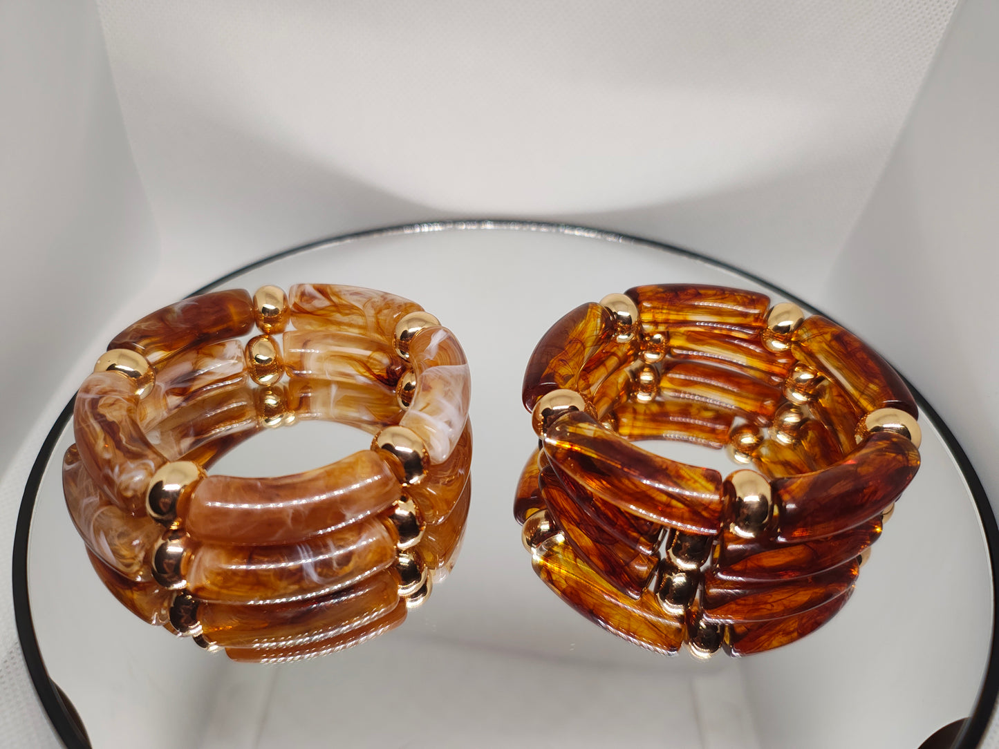 Bracelets en résine doré or