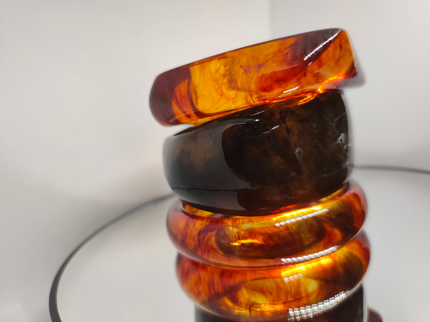 Bracelets en résine, jonc miel marbré