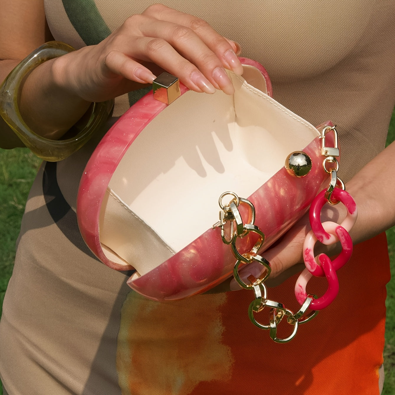 Elegant Red Acrylic Evening Bag with Flowing Texture Design - Perfect for Parties, Weddings, and Formal Events, Magnetic Closure, Striped Pattern, Lined Interior