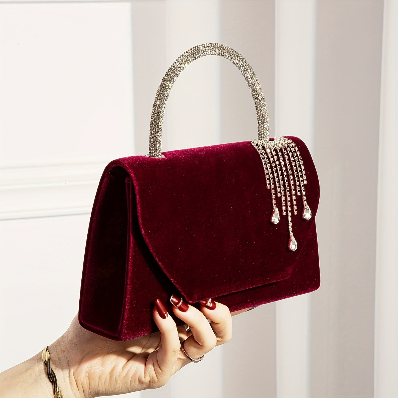 Women's Elegant Rhinestone Evening Handbag & Crossbody Bag with Detachable Chain Strap - Luxury Prom, Wedding, Party Purse in Burgundy/Black - Closure & Lining - Sparkling Clutch for Formal Events, Prom Dress Accessory - Plus