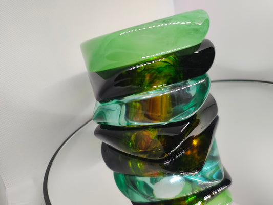 bracelets en résine vert émeraude vintage,jonc resin