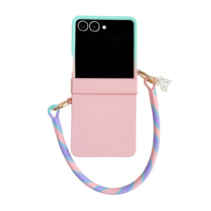 coque de telephone Z FLIP Skin Feeling Wireless Magnetic Lanyard Phone Case For Samsung Galaxy Z Flip 3 4 5 6 7 Zflip7 Macaron Gradient Cord PC Hard Shell
