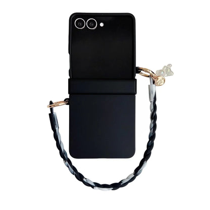 coque de telephone Z FLIP Skin Feeling Wireless Magnetic Lanyard Phone Case For Samsung Galaxy Z Flip 3 4 5 6 7 Zflip7 Macaron Gradient Cord PC Hard Shell