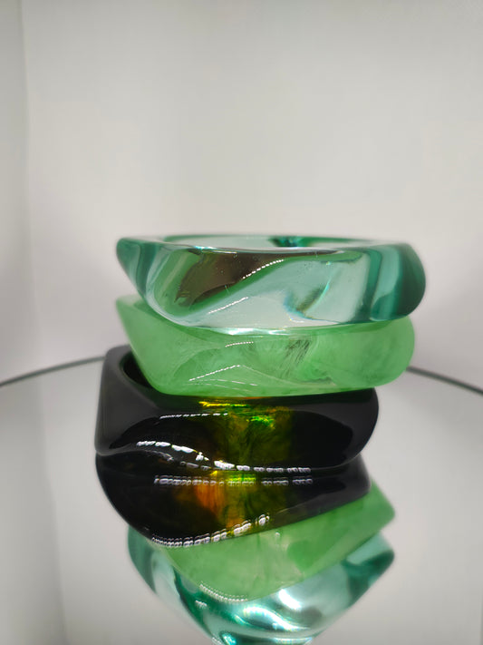 Bracelets en résine, jonc vert émeraude