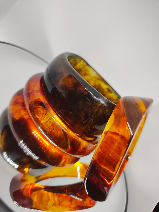 Bracelets en résine, jonc miel marbré